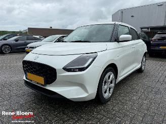 Vaurioauto  passenger cars Suzuki Swift 1.2 Select Smart Hybrid 5drs Navi 2025/2