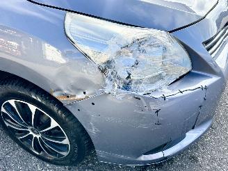 Toyota Verso 1.6 VVT-i 132pk 6-bak Comfort 7Pers - airco - 4x elektr ramen - radio cd + aux - trekh - 4x all season picture 71