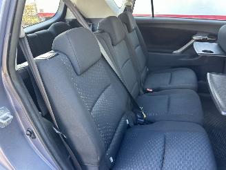 Toyota Verso 1.6 VVT-i 132pk 6-bak Comfort 7Pers - airco - 4x elektr ramen - radio cd + aux - trekh - 4x all season picture 58