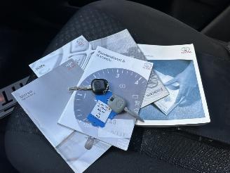 Toyota Verso 1.6 VVT-i 132pk 6-bak Comfort 7Pers - airco - 4x elektr ramen - radio cd + aux - trekh - 4x all season picture 26