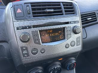 Toyota Verso 1.6 VVT-i 132pk 6-bak Comfort 7Pers - airco - 4x elektr ramen - radio cd + aux - trekh - 4x all season picture 38