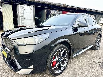 BMW iX2 eDrive20 67kWh 204pk aut M-Sport - nap - pano - 1e eig - 20 inch - harman/kardon - widescreen picture 2