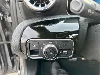 Mercedes A-klasse AMG Bus Sol 7-Traps aut + F1 - pano - widescreen - sfeerverl - front + side + park assist - stoelverw picture 34