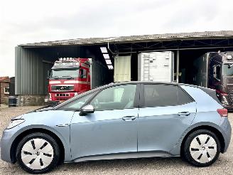 uszkodzony samochody osobowe Volkswagen ID.3 Pro 58kWh 145pk 2021/12