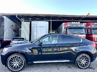 Vaurioauto  passenger cars BMW X6 xDrive50i 4.4 TwinTurbo 408pk 8-traps aut + f1 Exe - facelift - hud - 22 inch - softclose - stuurverw - keyless 2009/6