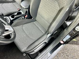 Kia Ceed Sportswagon 1.5 T-GDi 6-bak 160pk DynamicLine - nap - navi - camera - line assist - carplay - pdc - trekh picture 18