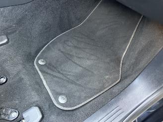 Volvo V-40 1.6 T4 179pk automaat Summum - xenon - navi - camera - keyless - front + line + side assist picture 69