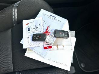 Volvo V-40 1.6 T4 179pk automaat Summum - xenon - navi - camera - keyless - front + line + side assist picture 12