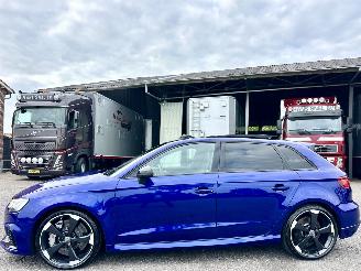uszkodzony samochody osobowe Audi Rs3 Sportback 2.5 TFSI 400pk aut + f1 Quattro - pano - ceramic - b&o - virtual - carbon - kuipstoelen - front + line assist 2018/4