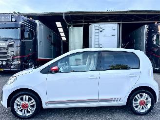 krockskadad bil auto Volkswagen Up! 1.0 beats 2020/11