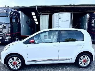 Auto incidentate Volkswagen Up! 1.0 beats 2020/11