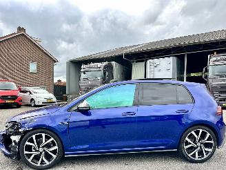 Schadeauto Volkswagen Golf 1.5 TSI is 150pk 7-Traps aut + f1 R-Line 5drs 2018/5