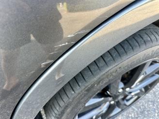 Ford Kuga 1.5 EcoB Turbo 150pk 6-bak ST-Line - nap - navi - xenon - park assist - leer + alcantara - zwarte hemel - keyless picture 87