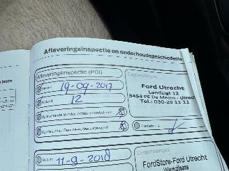 Ford Kuga 1.5 EcoB Turbo 150pk 6-bak ST-Line - nap - navi - xenon - park assist - leer + alcantara - zwarte hemel - keyless picture 31