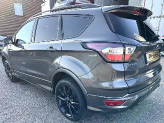 Ford Kuga 1.5 EcoB Turbo 150pk 6-bak ST-Line - nap - navi - xenon - park assist - leer + alcantara - zwarte hemel - keyless picture 7