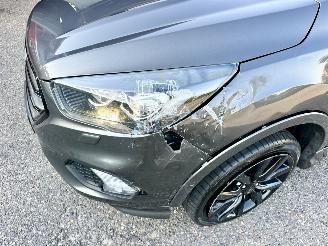 Ford Kuga 1.5 EcoB Turbo 150pk 6-bak ST-Line - nap - navi - xenon - park assist - leer + alcantara - zwarte hemel - keyless picture 90