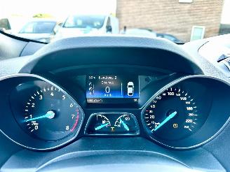 Ford Kuga 1.5 EcoB Turbo 150pk 6-bak ST-Line - nap - navi - xenon - park assist - leer + alcantara - zwarte hemel - keyless picture 15