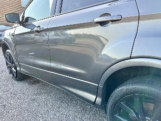 Ford Kuga 1.5 EcoB Turbo 150pk 6-bak ST-Line - nap - navi - xenon - park assist - leer + alcantara - zwarte hemel - keyless picture 75