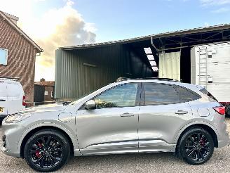 krockskadad bil auto Ford Kuga 2.5 PHEV Plug-In Hybrid Aut 152pk ST-Line - pano - virtual - front + line + side + park assist - keyless 2020/12