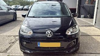 skadebil auto Volkswagen Up! 1.0 60pk High Up! BlueM 5drs - nap - pano  - leer - stoelverw - airco - cruise - pdc - privacy glass 2015/1