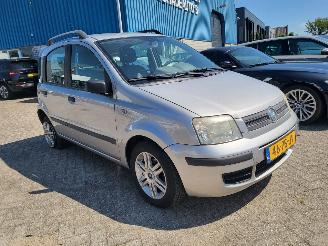 damaged passenger cars Fiat Panda AUTOMAAT  1.2 Emotion cool 2004/11