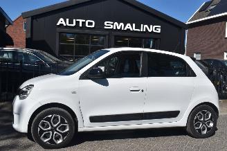 Schadeauto Renault Twingo 22Kwh R80 E-tech Equilibre 82Pk SOH 93% *Navi/Clima 2023/1