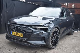 Damaged car Audi E-tron 55 Quattro 95Kwh Advanced 3Fase 91% SOH 408Pk *Navi/Clima/Camera/Leder 2019/6