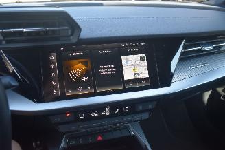 Audi A3 LIMOUSINE 30 TFSI S Edition 110Pk *Navi/Clima picture 10
