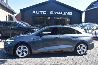 skadebil auto Audi A3 LIMOUSINE 30 TFSI S Edition 110Pk *Navi/Clima 2022/5