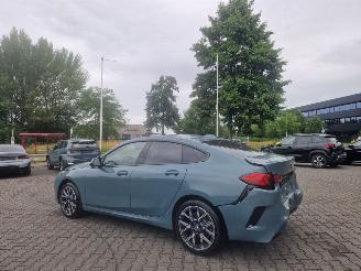 BMW 2-serie 220i GRAN COUPE picture 4