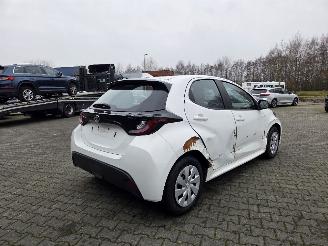 Toyota Yaris 1.5 Benz 92kw  / CAMERA / CarPLAY / 17DKM picture 5