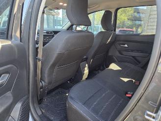 Dacia Duster 67 KW  BENZ-LPG / 18 DKM / NAVI / CAMERA picture 16