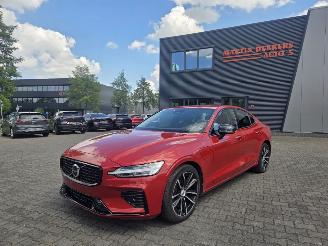 Coche accidentado Volvo S-60 T8  AW-D 334KW. BENZ-HYBR -ULTIMATE DARK / PANO / HEAD UPP 2023/4