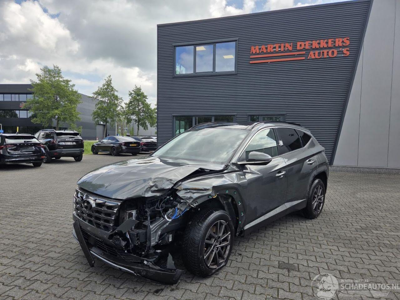 Hyundai Tucson 100kw HYBR-DIESEL / LEER / PANO / AUTOM / 49 DKM