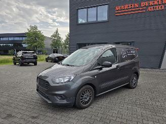 škoda dodávky Ford Transit Courier Van 74kw / 13255 km !! 2022/9