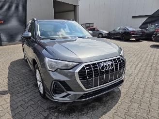 Audi Q3 1.5 P-HEV / S-LINE picture 16
