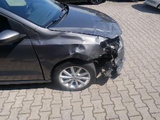 Volkswagen Polo HIGHLINE picture 6