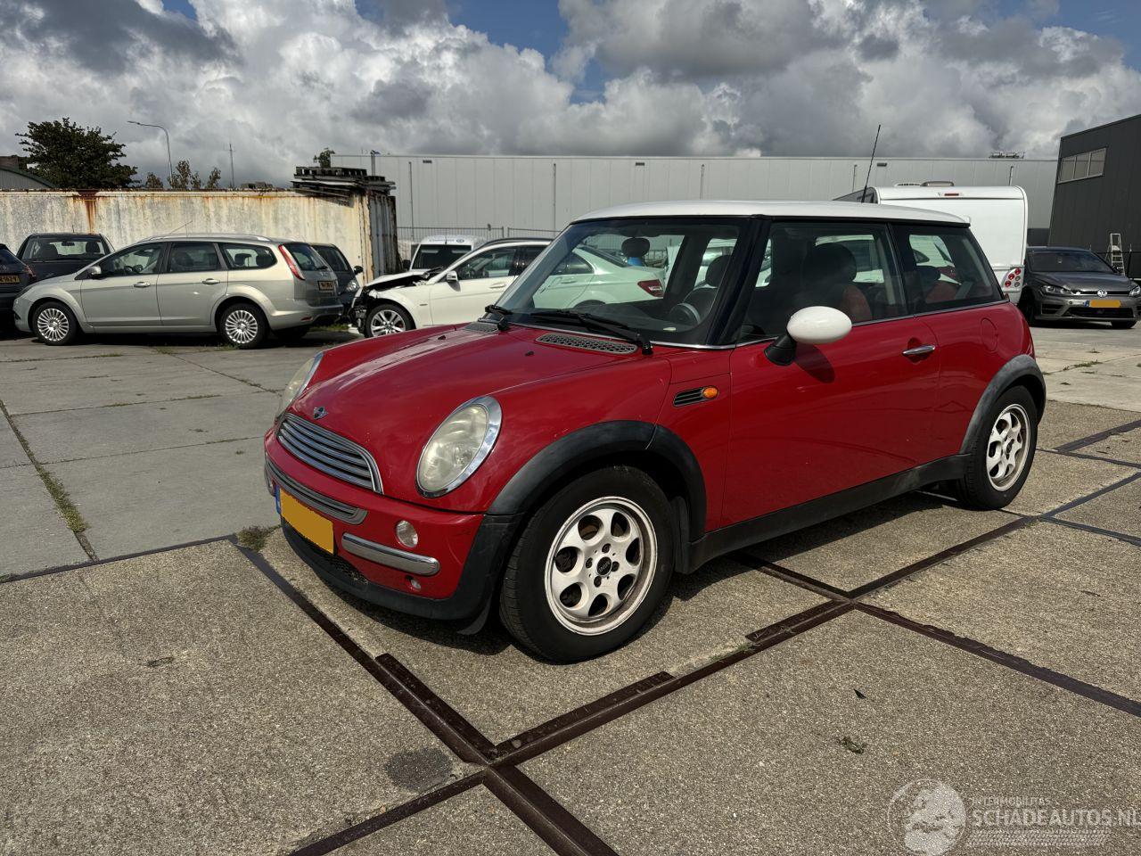Mini Cooper 1.6 PEPPER