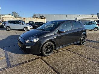krockskadad bil auto Fiat Punto Evo 0.9 TwinAir Sport 2013/2