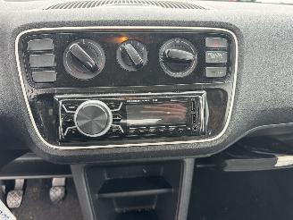 Volkswagen Up! 1.0 Move up picture 7