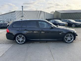 BMW 3-serie 318i TOURING M SPORT picture 17