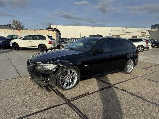 Schadeauto BMW 3-serie 318i TOURING M SPORT 2012/1