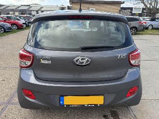 Hyundai I-10 1.0 i-Motion picture 13