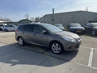 Ford Focus 1.0 Ecoboost Wagon Edition Plus picture 2