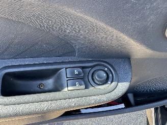 Renault Twingo 1.2 16 collection picture 6