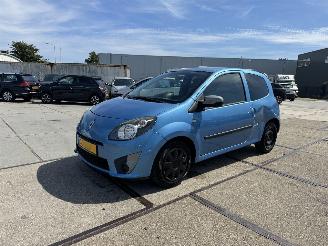 Schadeauto Renault Twingo 1.216v Collection 2011/9