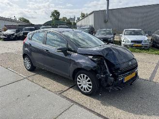 Ford Fiesta 1.0 Style 5 drs picture 2