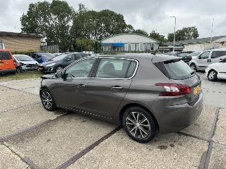 Peugeot 308 1.6 THP Allure picture 4
