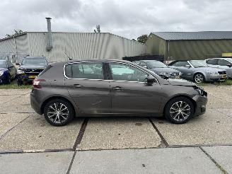 Peugeot 308 1.6 THP Allure picture 25