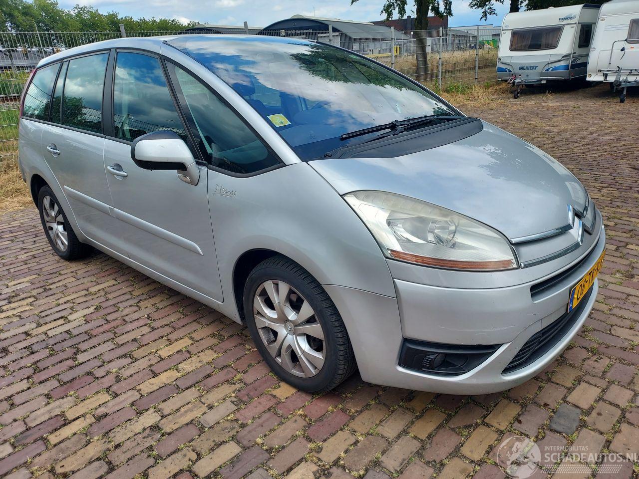 Citroën C4-picasso 1.8iAmbiance 7 persoons + Apk   500 euro minimum prijs